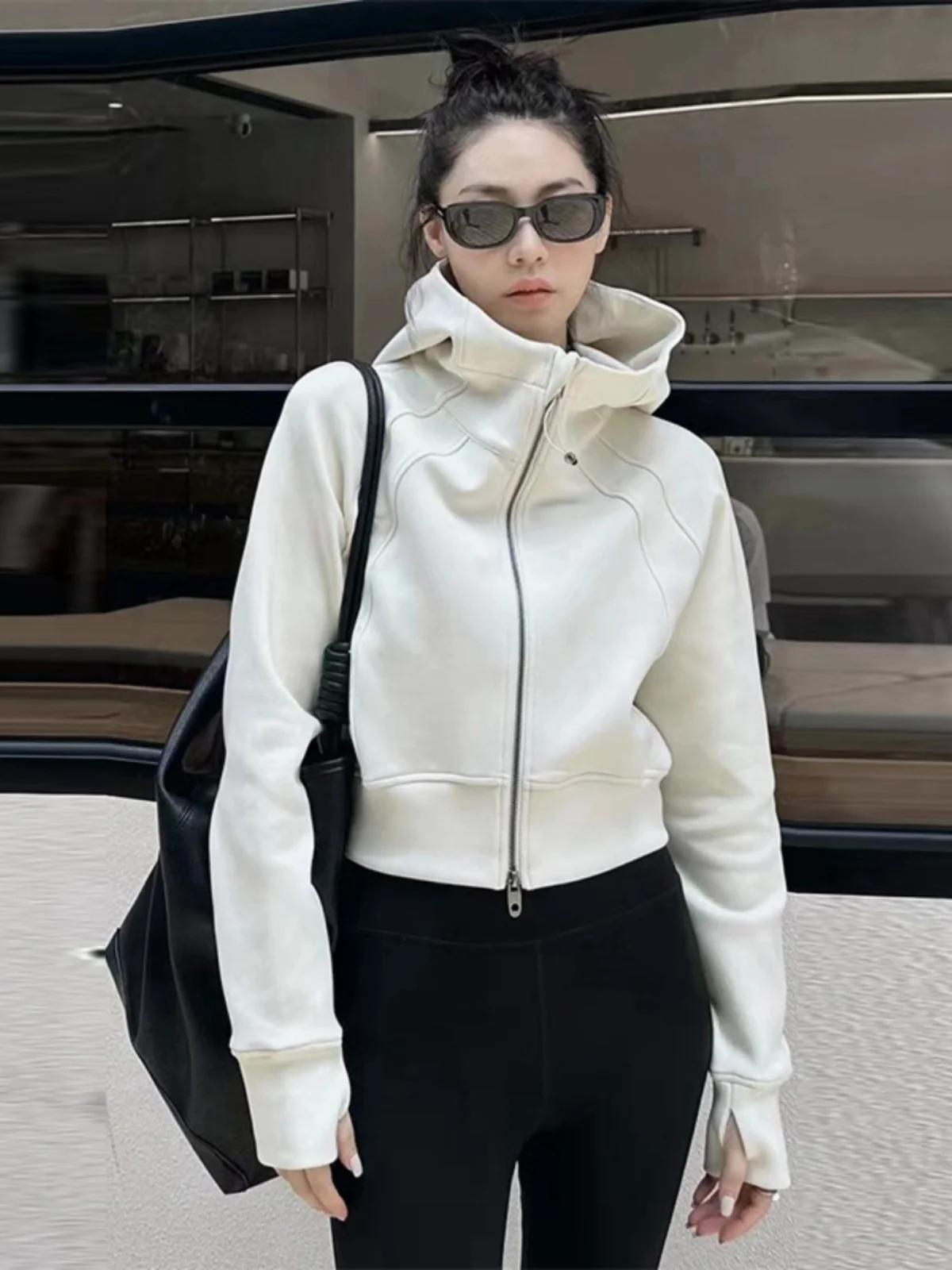 

Модная спортивная толстовка с капюшоном на двойной молнии, женская, свободного кроя, антивозрастная верхняя одежда, осень-зима, новинка, повседневная, стильная