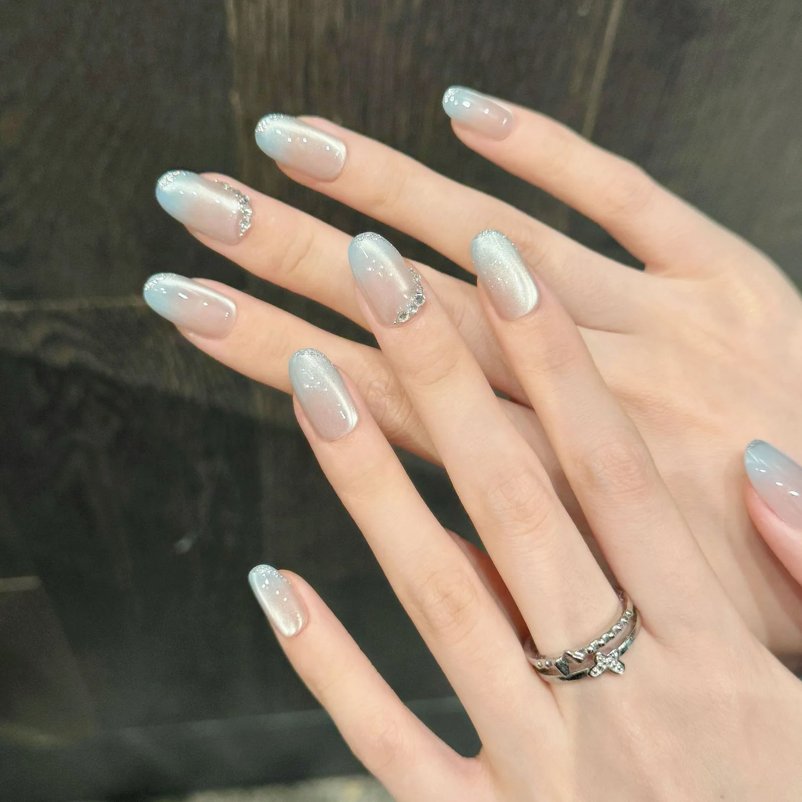 10pcs Blue Gradient Nude Press On Nails Flash Cat Eyes Handmade False Nails Wearable Rhinestone Glitter French Fake Nails Almond