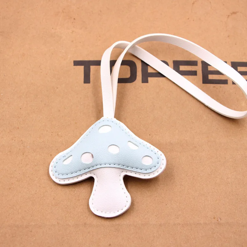 Cute Plant Mushroom Keychains for Women Cartoon PU leather 6Color Key Ring Girl Children Bag Pendant DIY Jewelry Gifts
