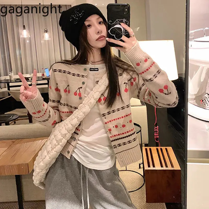 Gaganight Women Retro Contrasting Cherry Jacquard Knitted Cardigan 2024 Autumn Winter New Slim Fit O neck Long Sleeved Sweater