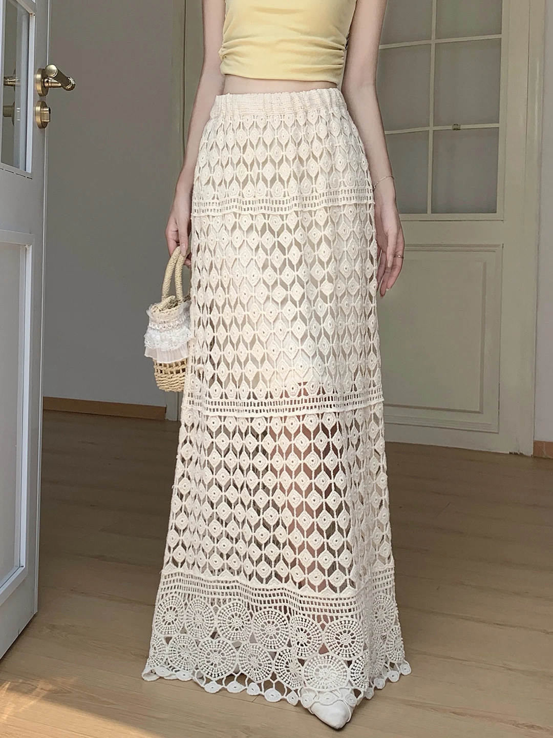 High Waist Lace Hollow out Hook Flower Half Skirt Women's Summer 2026 New Slimming Drapey A-Line Long Skirt Commute Style