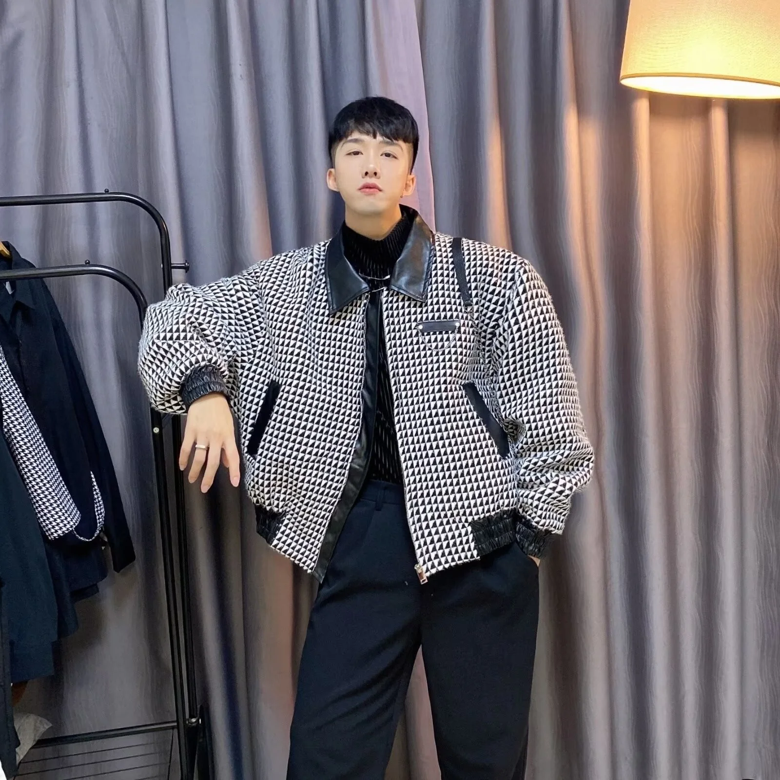 

Autumn Winter Men's Retro ort Quilted Leather Jaet Large Size 250 Pou Small Fraance Sle Loose Casual Plaid Patchwork