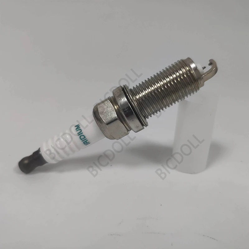 8Pcs FOR WHOLESALE Spark Plug 3426 FK20HR11 Replace for 90919-01247 90919-01248 12290-RBJ-003 12290-RW0-003 for TOYOTA HONDA