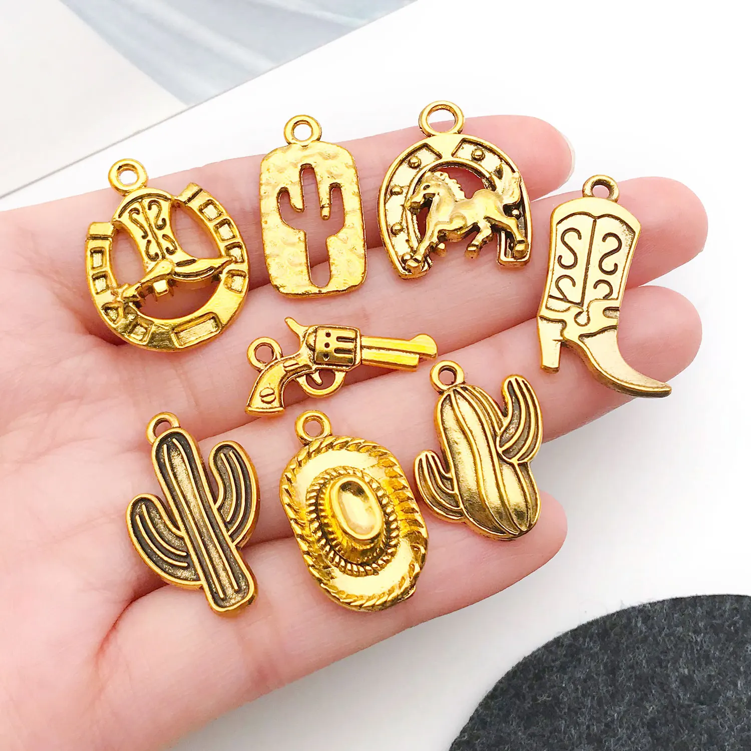 20/30pcs Western Cowboy Charms 3D Miniature Tibetan Style Cowgirl Hat Horse And Double Sided Boot Shoe Charms for Crafting
