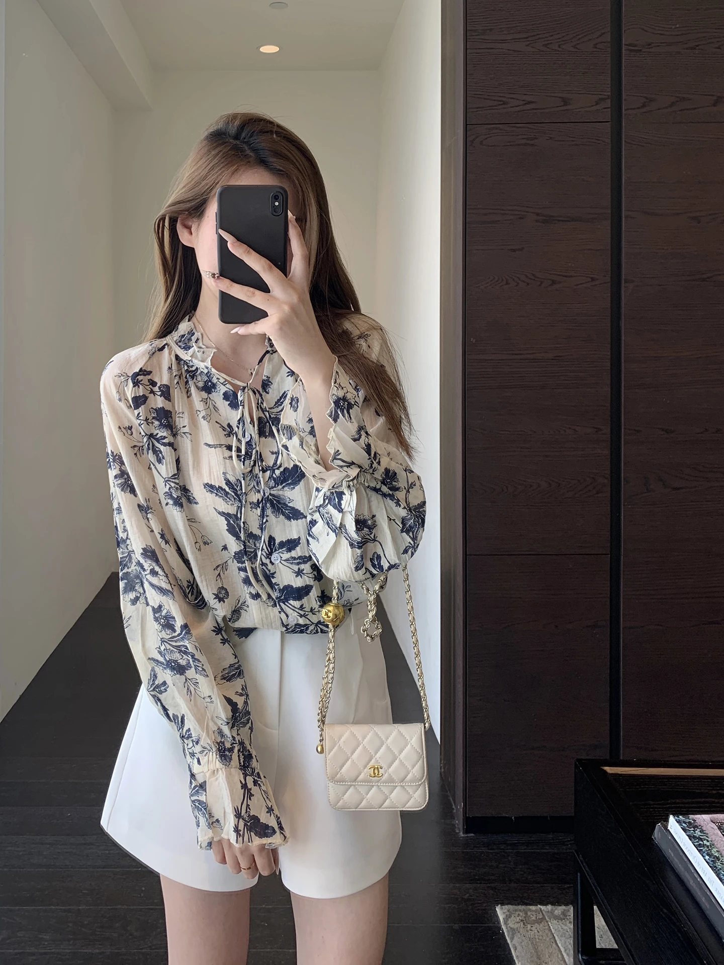 

Высококачественный топ с воротником-стойкой из легкой ткани с принтом на водной основе, женский, летний, новый стиль, повседневный, свободный крой, с длинными рукавами