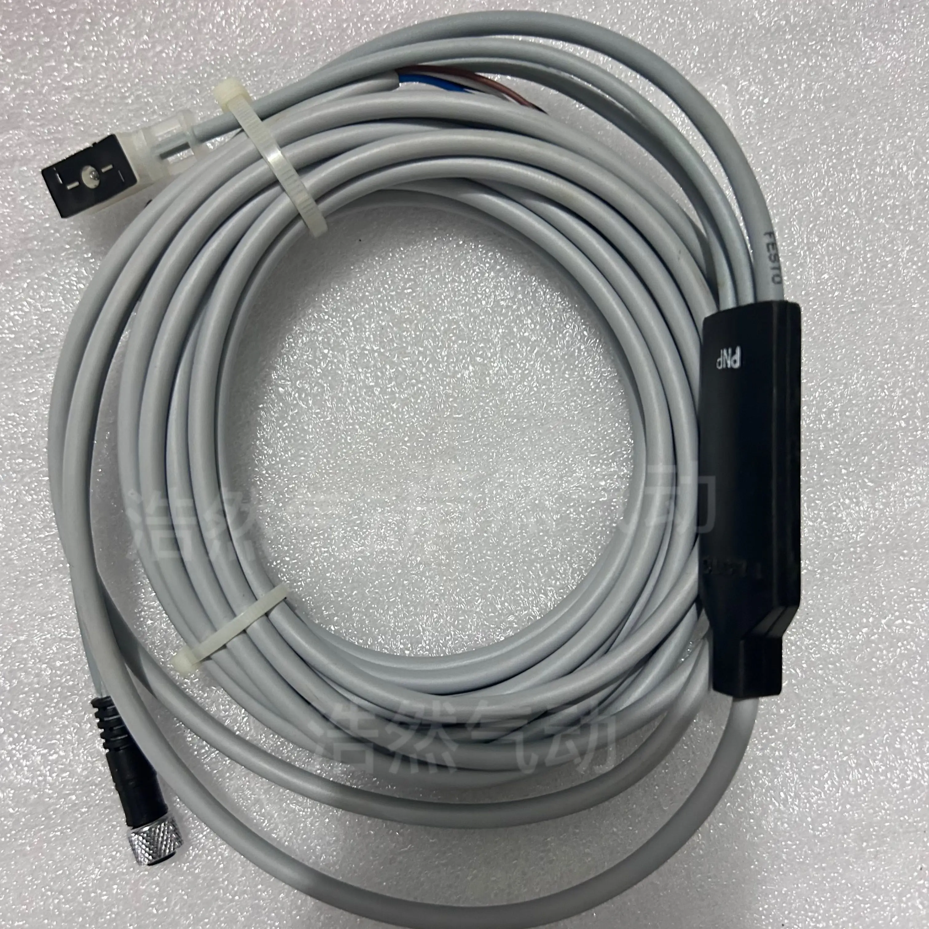 FESTO Festo, Connecting Cable VADMI-... -LS-P: ME 396054 Spot