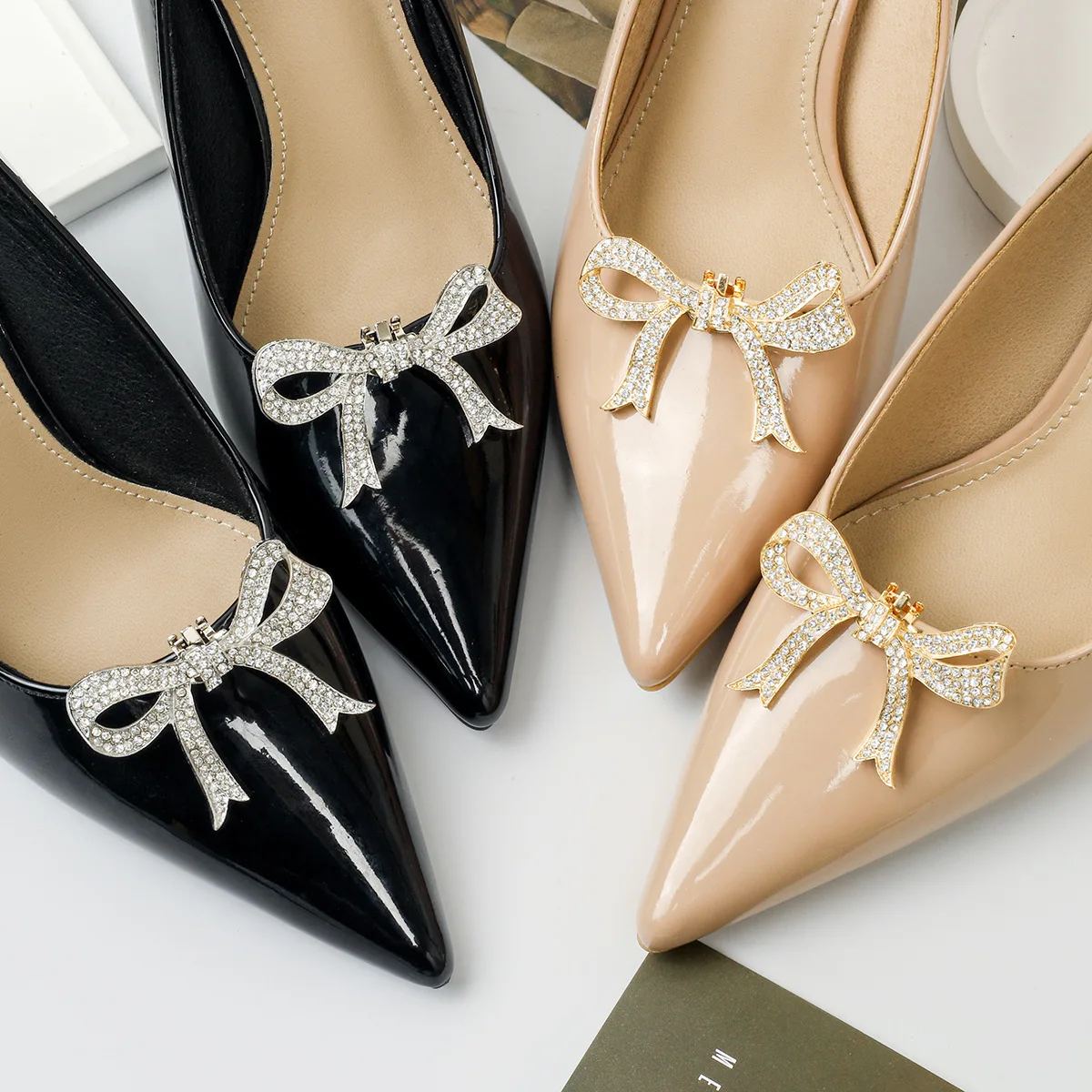 Detachable Rhinestone Bow Shoe Clips Buckle, Crystal Wedding Bridal Shoe Accessories for Women High Heels Sandals