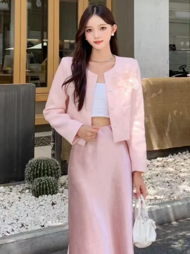 

SMTHMA High End Temperament Embroidered Tweed Short Coat Women's Luxury Beaded Flower Small Fragrance Style Woolen Top
