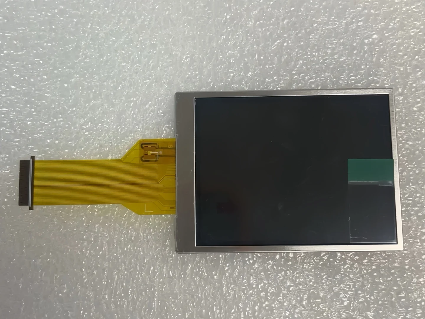 

Brand New LCD Display with Backlight Replacement for Samsung L100 L110 L200 L210 M110