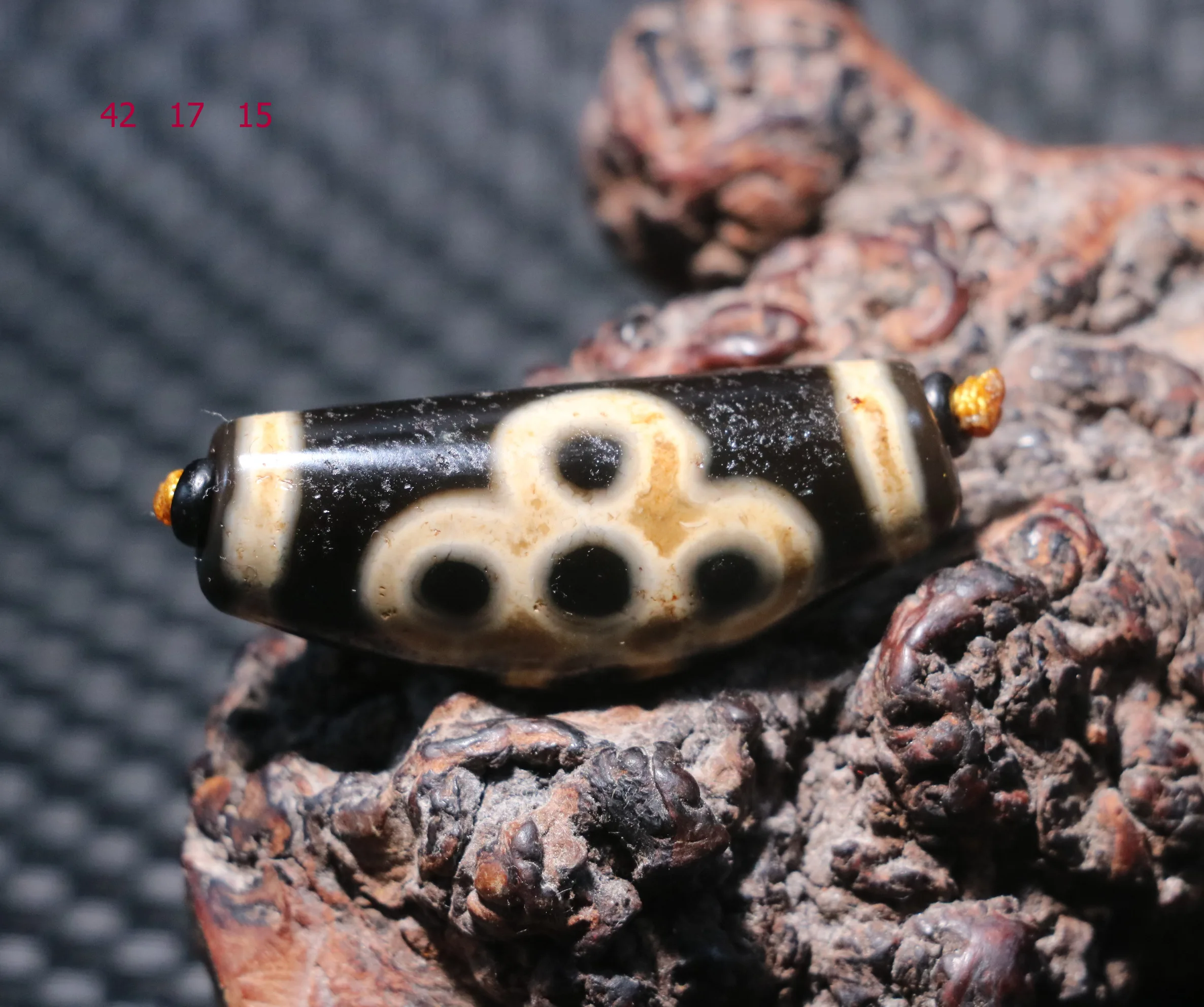 

CONGXINZAI1005009037751106 Тибетский старый агат в форме рога, большое богатство, 5-глазый осветляющий тотем, dZi, кулон из бисера, амулет, ювелирные изделия