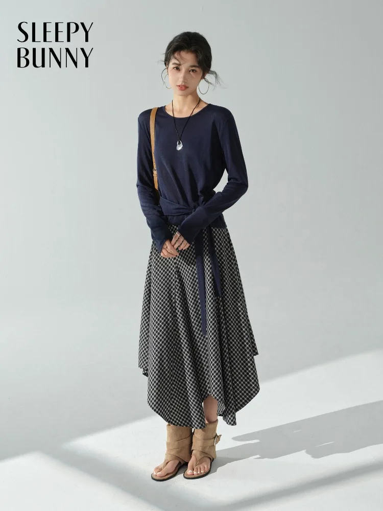 

Lyocell Long Sleeve T-Shirt Women Casual Solid Color Top with Tie Design Slim Fit Elegant Autumn Blouse for Office or Daily Wear