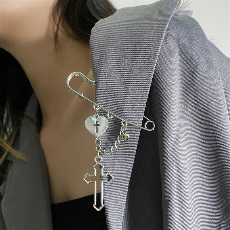 Y2K Silver Color Chain Brooch for Men Women Tassel Vintage Cross Brooches Punk Stay Gothic Harajuku Streetwear Jewelry