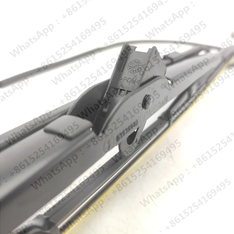 For SHACMAN X3000 Wiper Blade With Nozzle Water Pipe DZ14251740014 X5000 X6000 Length 65cm Original Parts 1 piece