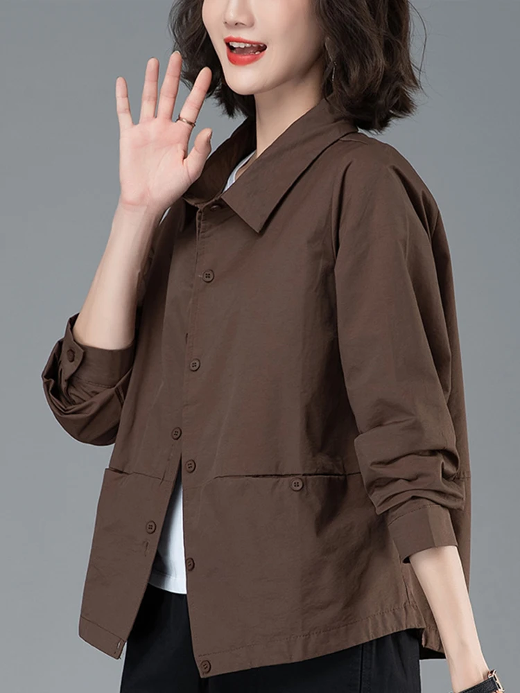 Spring Autumn New Loose Casual Short Jacket Women Middle Age Mom plus Size Trendy Beautiful Jacket Top Button Splice Pocket