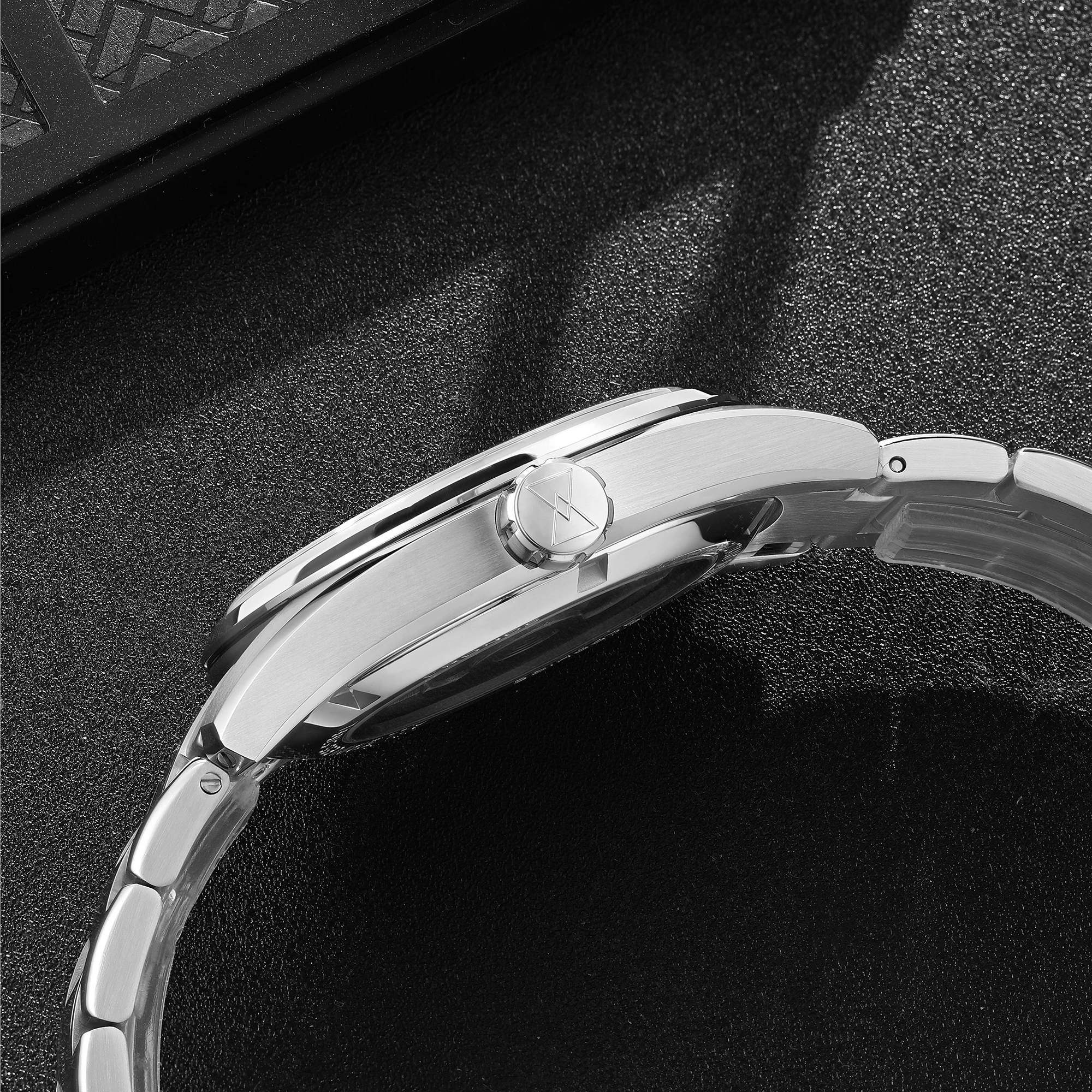 2025 New Cronos GS  39mm Texture Luxury Men Business Dress Watches  Automatic Mechanical Waterproof 100m Female End Links L6037M
