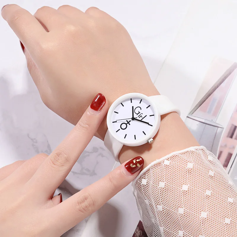 

Female Students Silicone Fashion Custom Fashion Waterproof Casual Women's Quartz Watch Female Personality Charm Cute Aesthetic