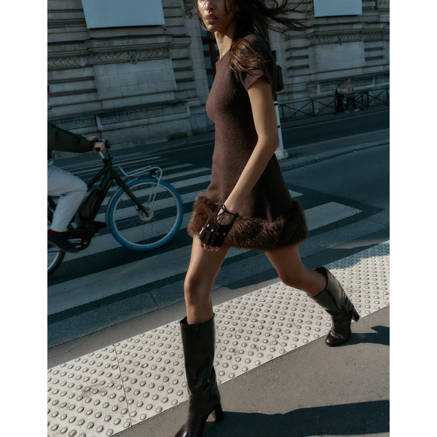 Otoño Invierno nueva mujer Hepburn Sle redondo Ne ort Sve piel sintética empalme tejido Dr poliéster A-Line falda Dr