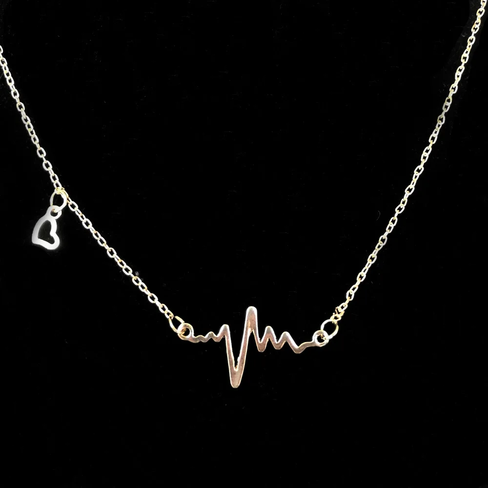 Necklace Chrome Women's Elegant Fashion Artistic Classic Heart Lovely Necklace For Party Work Halloween