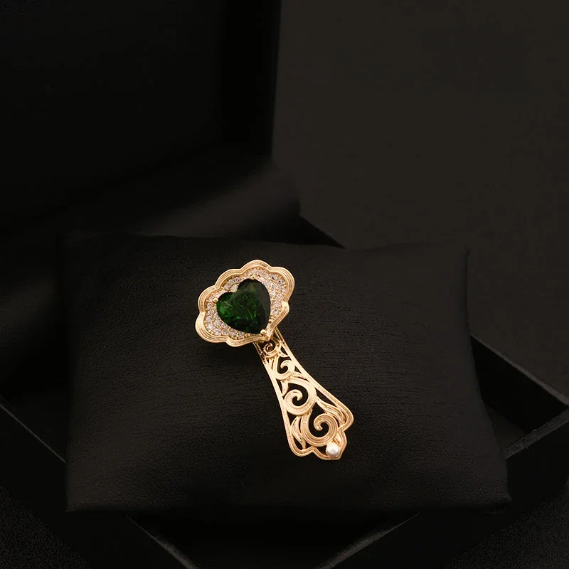 Fashion Green Crystal Brooch Women's Original Design Exquisite Pin New Chinese Style Ancient Charm Clothes Accessories Gift 6121