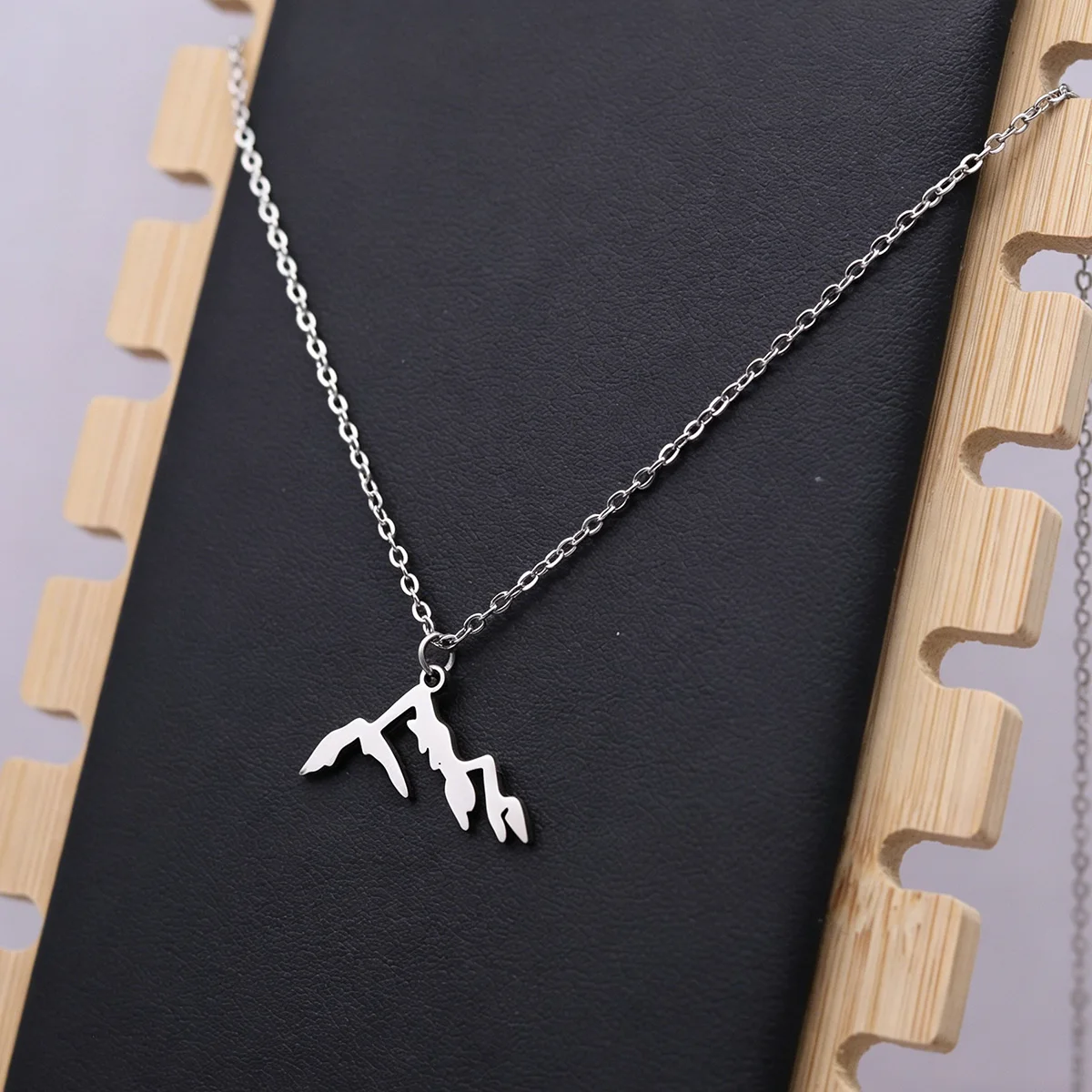 Kinitial Fashion Mountain Pendant Necklace Women Stainless Steel Snow Mountain Clavicle Chain Necklaces Sport Jewelry Gifts