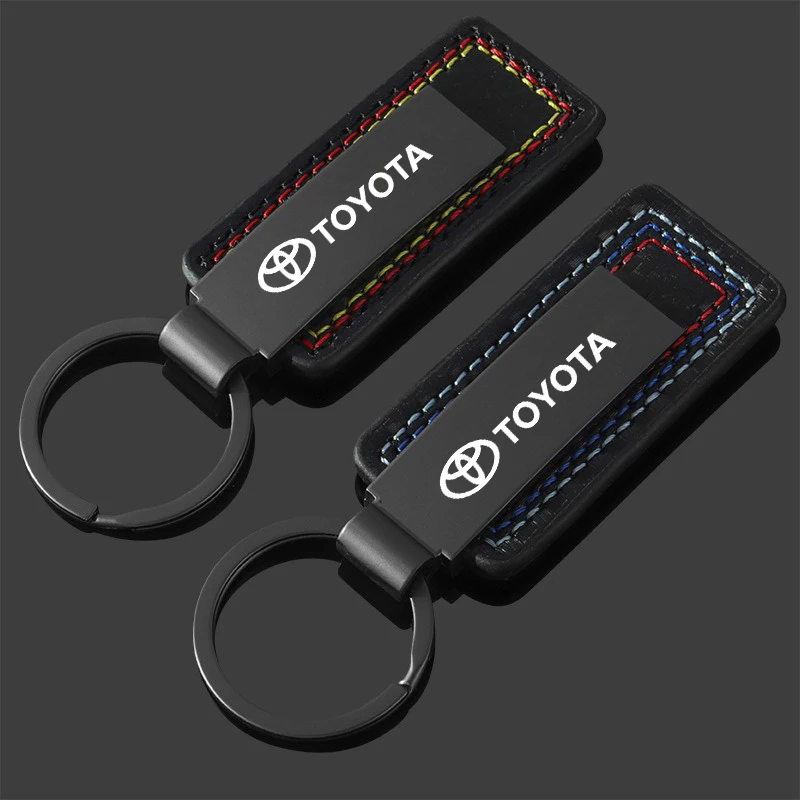 Car 3 color Keychain  Logo Key Ring Chain Pendant Gifts Auto Styling Accessories For Toyota Rav4 Yaris Hilux Prius Avensis Auris