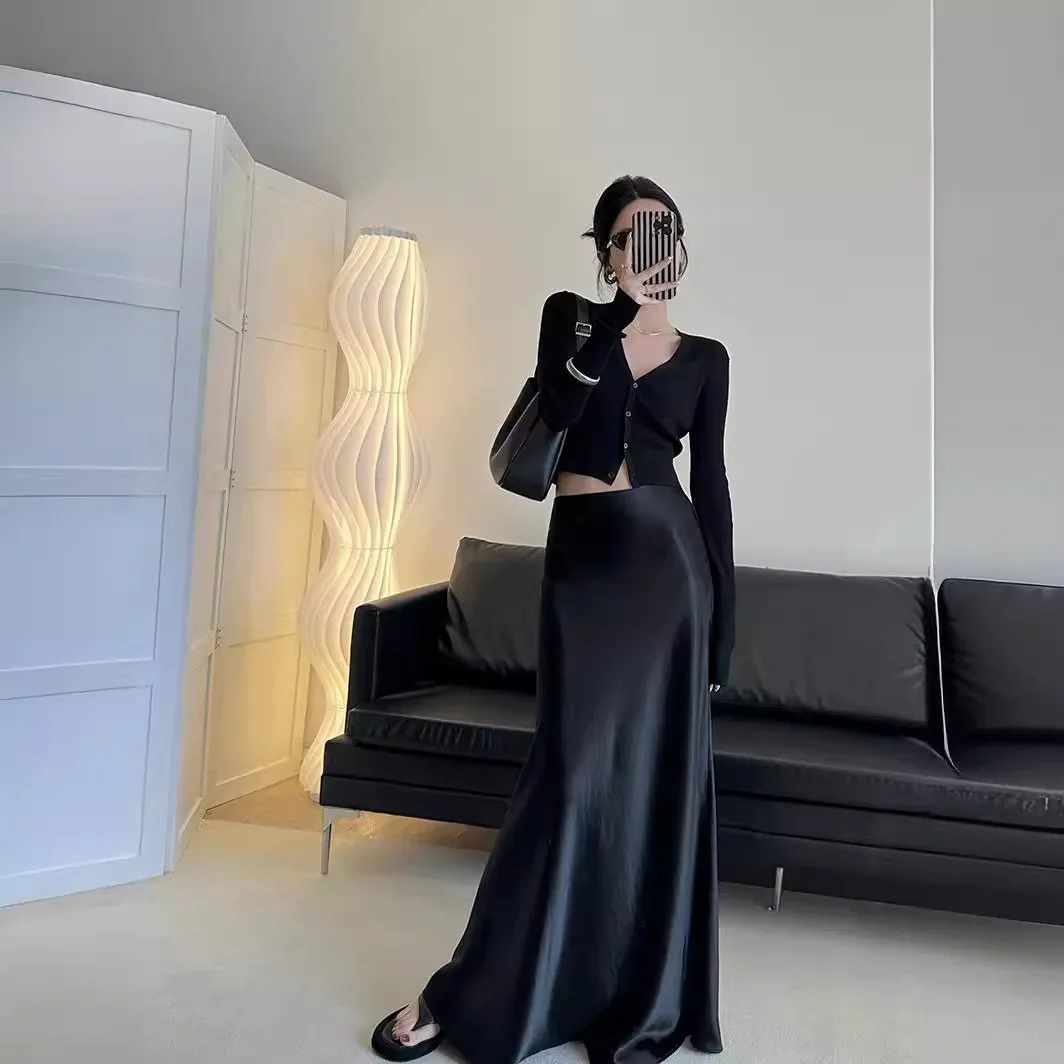 

High Waisted Diagonal Cut Acetate Satin Long Skirt For Women 2024 Summer New Slimming Fashionable Hanging A-line Skirts Black