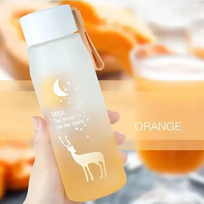 

Маленькая прозрачная пластиковая бутылка для воды Daisy без воды, креативная матовая бутылка для воды с портативной веревкой, дорожная чашка для чая