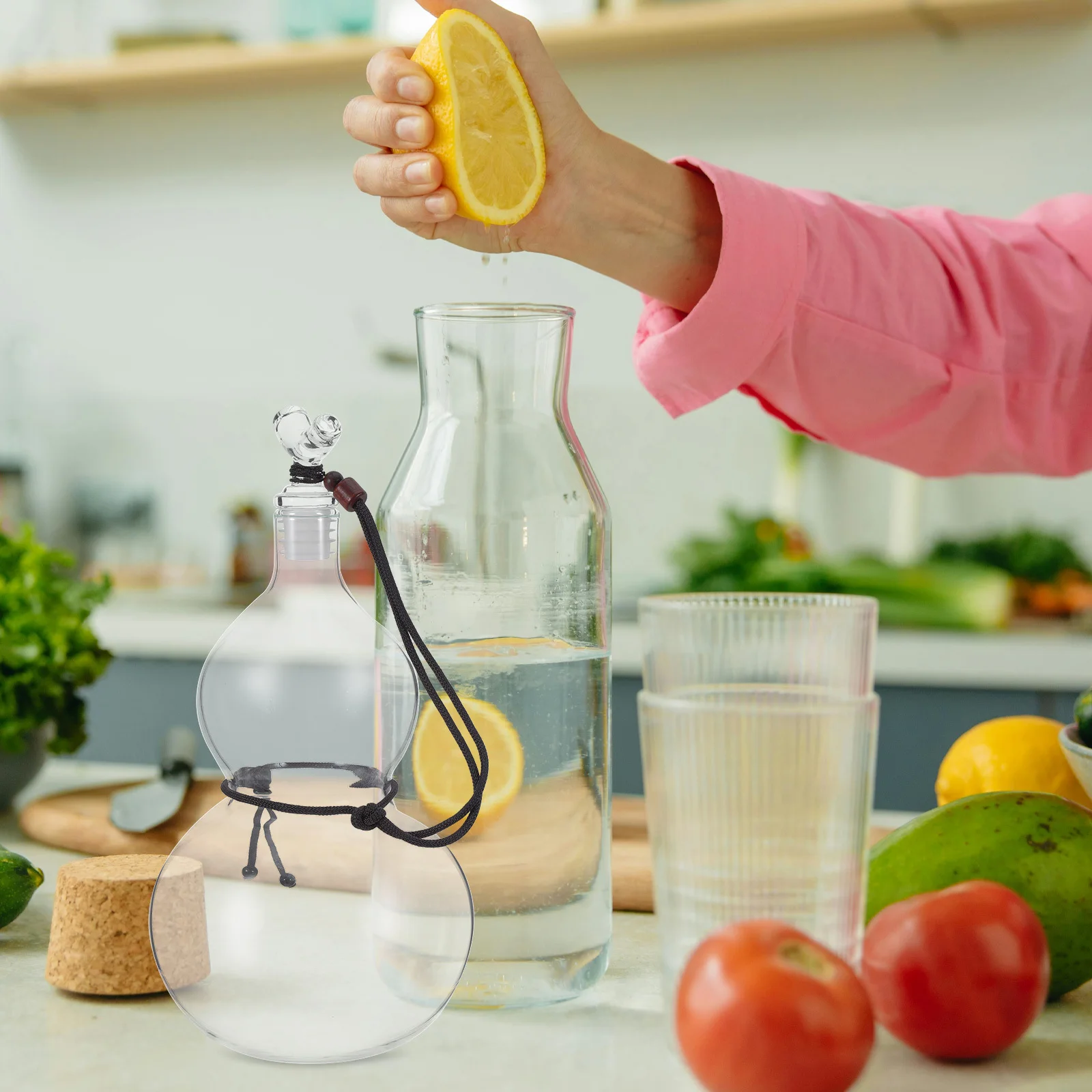 

Glass Gourd Water Bottle 600Ml Chinese Retro Transparent Bottle Airtight Lid for Homemade Fruit Wine Liquor Beer Cold Hot