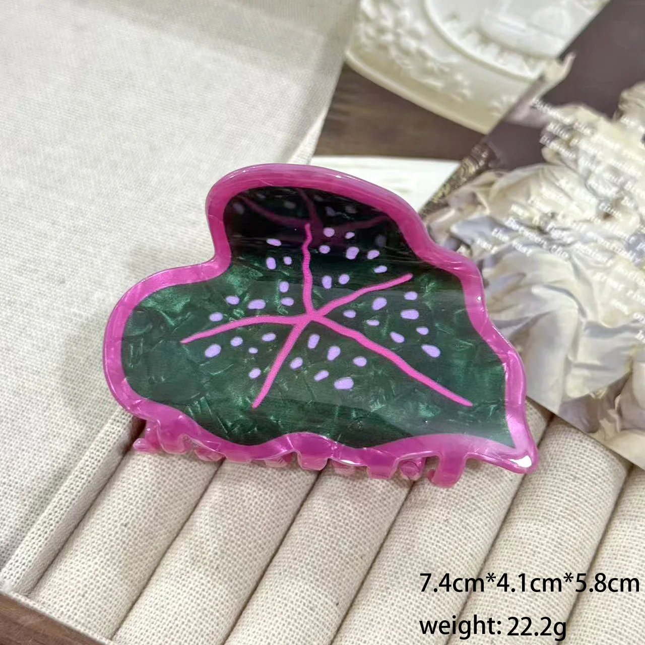 

Muweordy Tropical Plant Leaf Hair Claw Creative Design Fashion Leaves Claw Clips Party Jewelry Hair Accessories for Women Girls