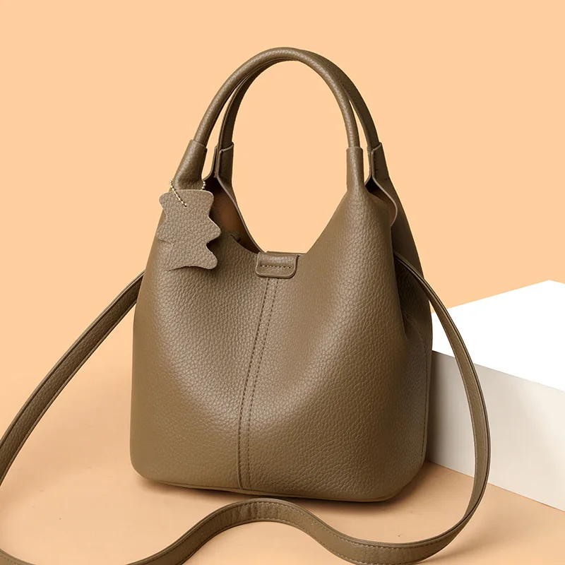 

New Trendy Casual Soft PU Women's Handbags Solid Color Large Capacity Female Shoulder Bags Retro Tote Bags For Commute Shopping