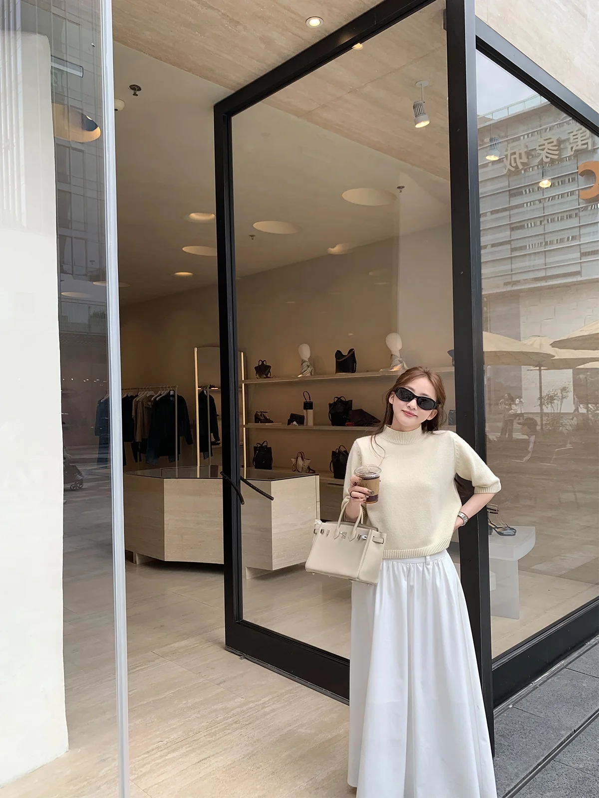 

Пышная длинная юбка с широким поясом для женщин, из полиэфирного волокна, с высокой талией, свободного кроя, из зимней коллекции.