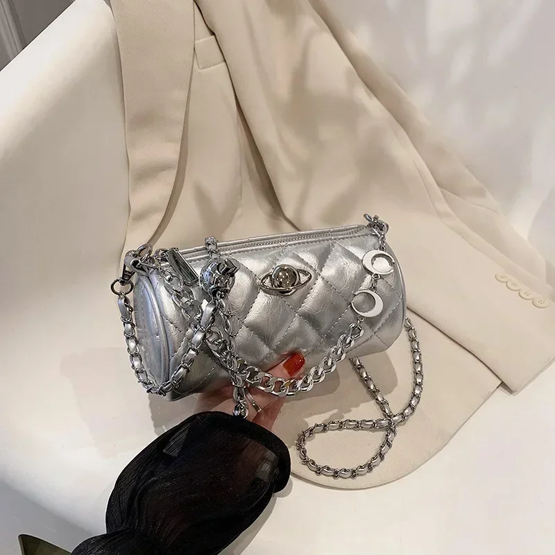 Sac cylindrique à chaîne en losange – 2025 neuf, niche haut de gamme, polyvalent de style étranger, épaule/messager