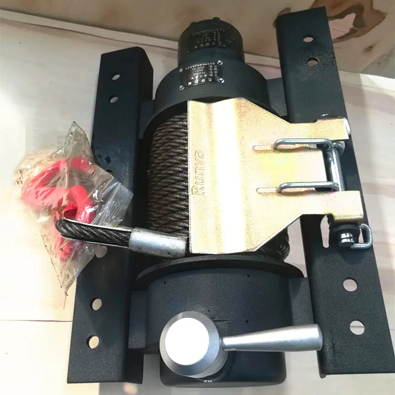 Log winch pulling machine 3 ton winch is used for picking up tracks