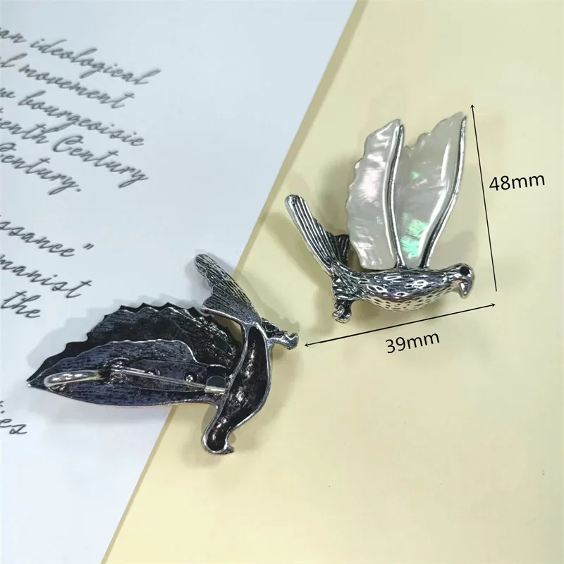 Creative Exquisite Cartoon Style Hummingbird Eagle Angel Shell Brooch Fashion Badge Pendant Universal Decoration for Men/Women