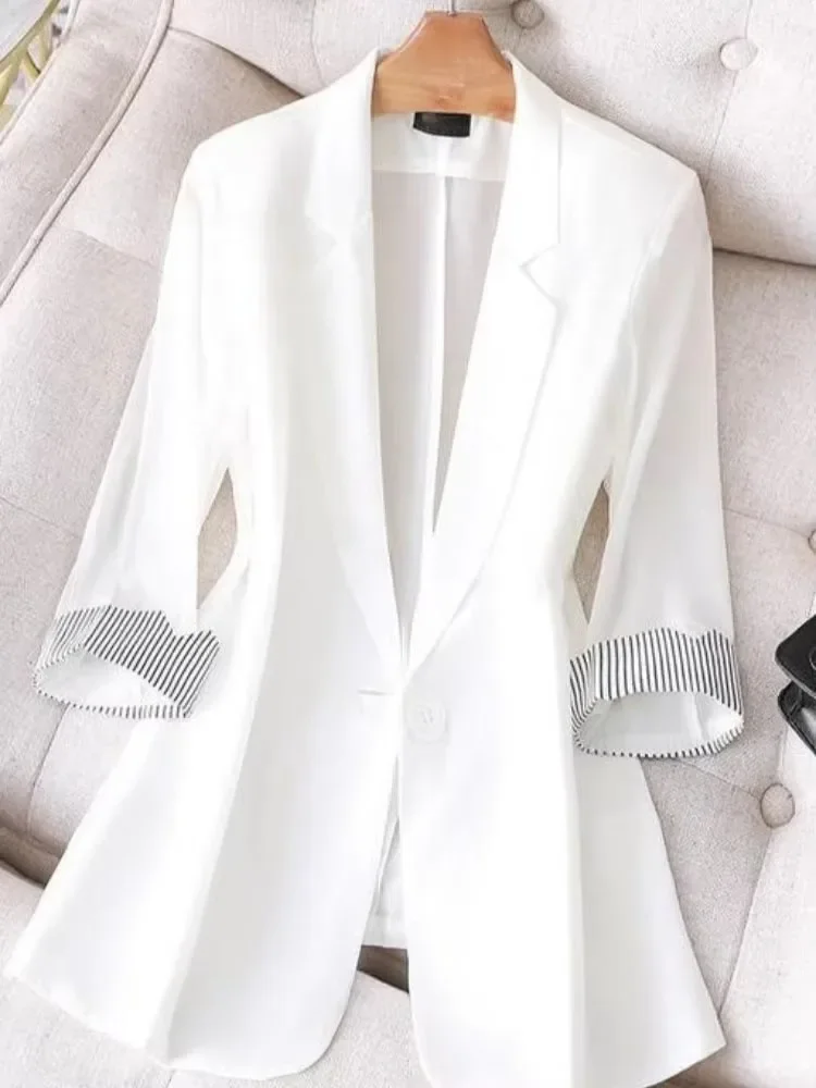

2025 New Notched Collar Coat Women Korean Fashion Slim Fit Three Quarter Sleeve Jacket Summer Thin Long Sleeve White Tops Mujer