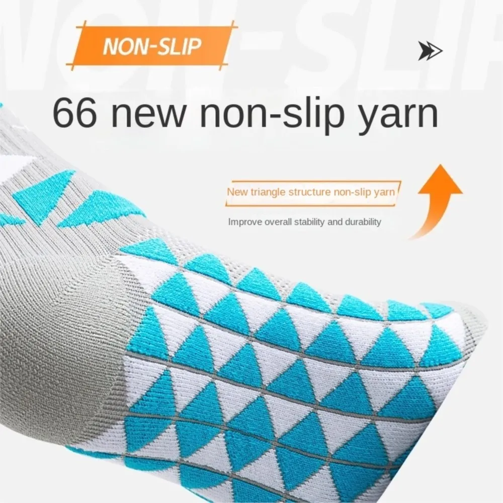 جديد الكبار جورب الرياضة طاقم فستان رياضي الرجال تشغيل الصيف المضادة للرائحة المهنية ماراثون منشفة أسفل كرة السلة B3W66