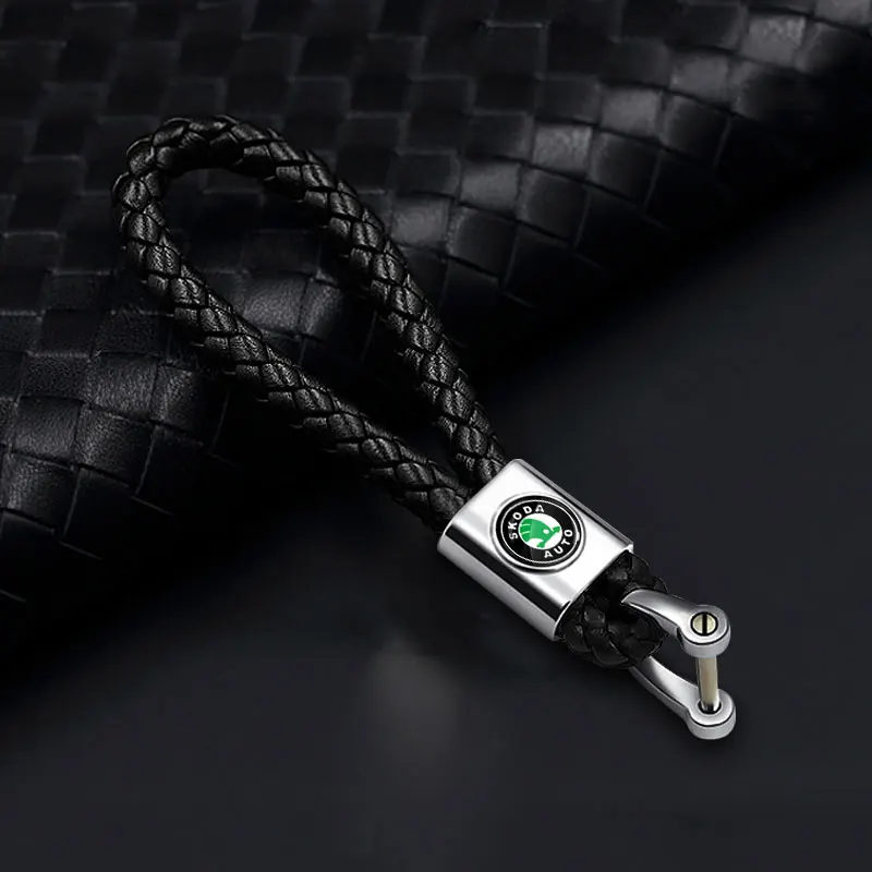 Metal Car Key Chain Key Ring Key Lanyard Car Emblem Styling For Skoda Octavia 1 2 3 A4 A5 A7 A8 MK1 MK2 Kodiaq Superb 3 Karoq