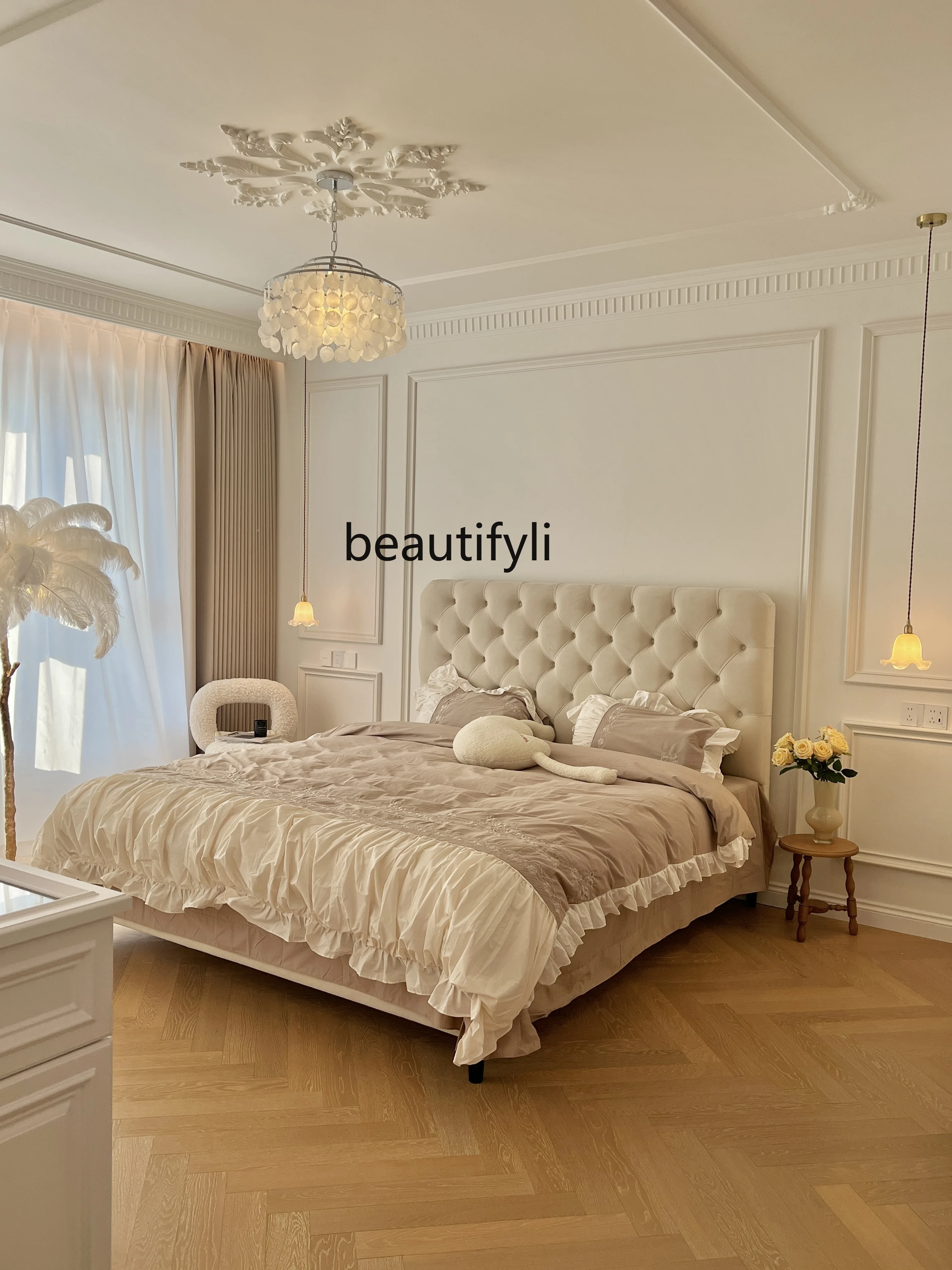 French Cream Style Big Bed  Ins Internet Celebrity Light Luxury Fabric Soft Pack Bed Nordic Master Bedroom 1.8 M Double Bed