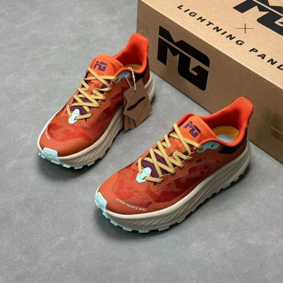 

Men's Wide-Fit Thick-Sole Outdoor Hiking Boots Comfortable Jogging Sports Training Shoes Professional Athletic Running Shoes