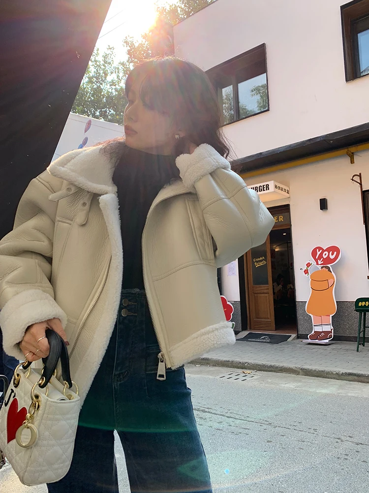 Lagoujian ort Thiened PU Leather Jaet Lamb Fur Lined Winter Coat Zipper Closure Long Sve Slim Fit Sle Faionable
