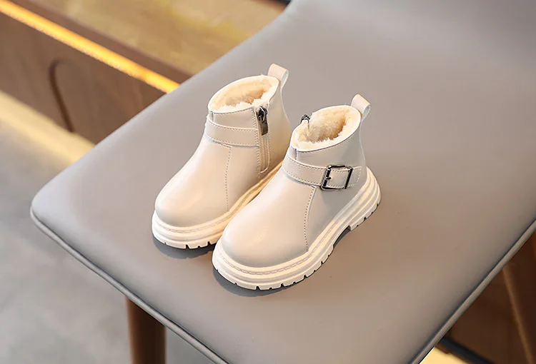 Winterstiefel für Mädchen, neue Mode, knöchelhohe Stiefel, wärmend, mit Kaschmirfutter, Kinderstiefel, rutschfeste Outdoor-Schuhe für Kleinkinder und Schüler. – Detail 4