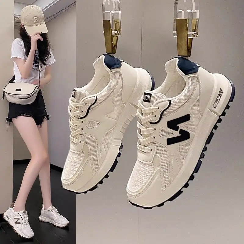 Women's Soft Sole Lightweight Running Shoes Anti-Slip Versatile Casual Sneakers Little White Shoes