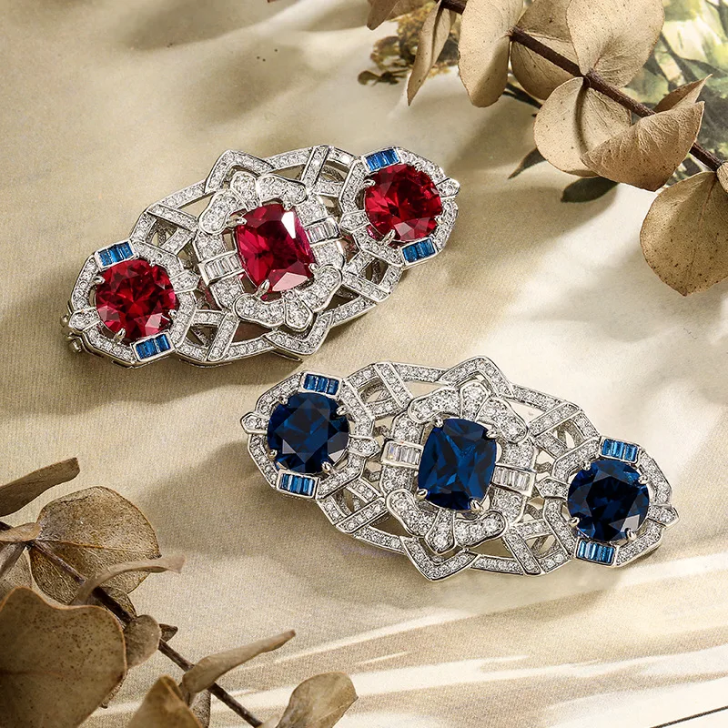 Vintage Art Deco Rectangle Brooch for Women Luxury Blue Sapphire Crystal Rhinestone Hollow Pin Wedding Party Costume Jewelry