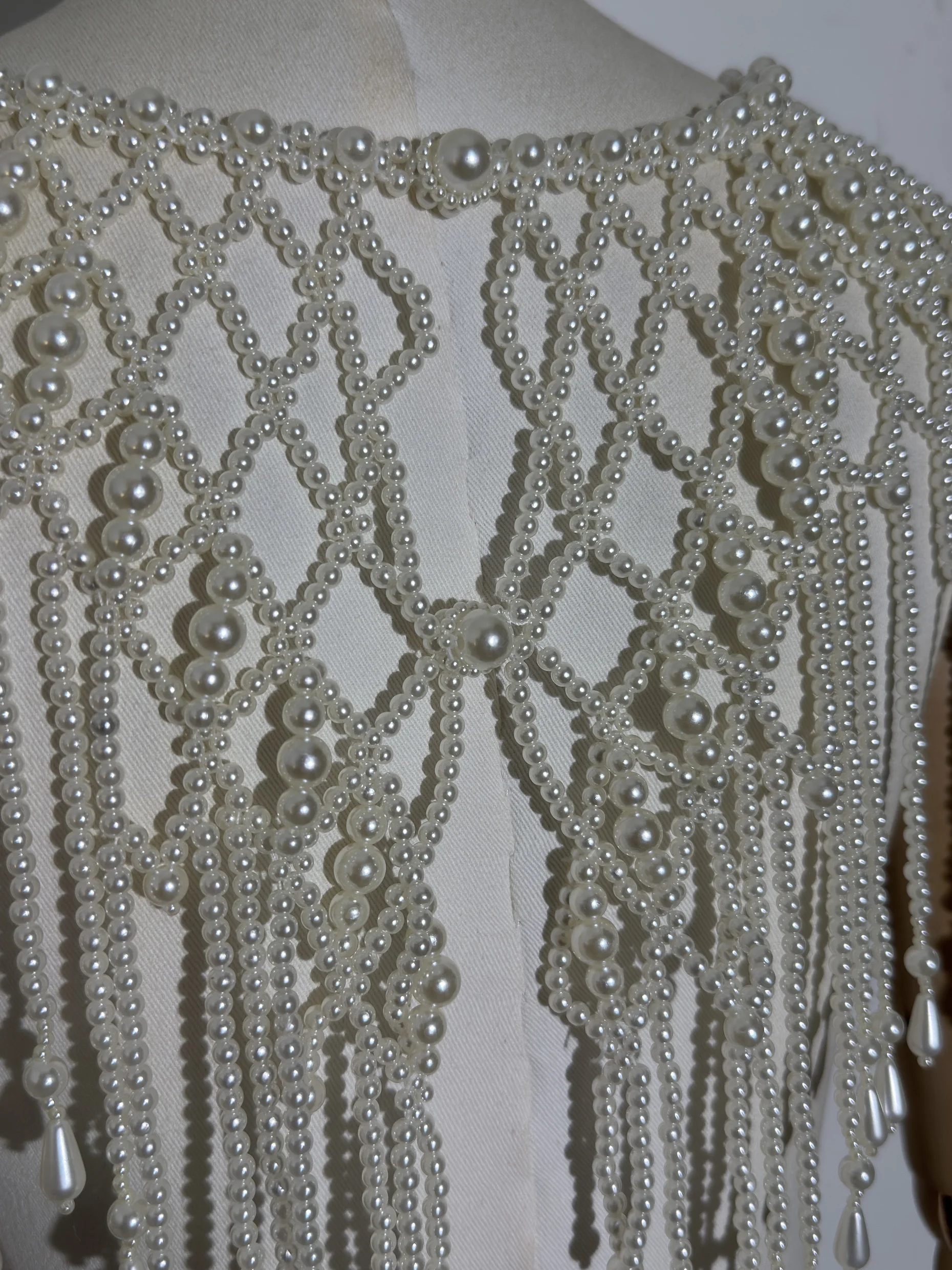 華やかな手作りの新しい繊細なパターンの女性の絶妙なパールポンチョショールスカーフネックレスビーズフリンジトップカバーアップビーチウェア