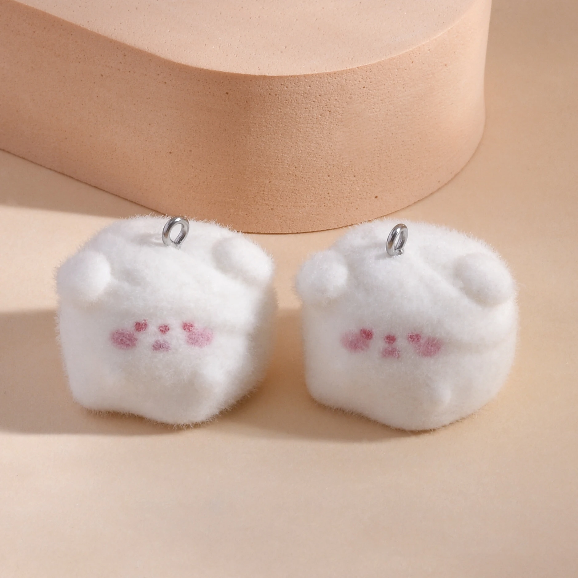 20pcs Mini 3D Flocking Resin Dog Charms Cartoon Animal Puppy Pendants for Necklace Earrings Keychain Making DIY Jewelry fittings