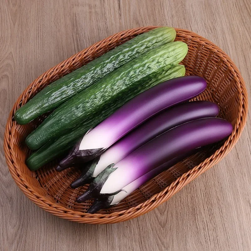 Nuevo modelo 2026: Decoraciones artificiales de simulación de pepino y berenjena, accesorios de decoración para cocina, verduras de espuma.