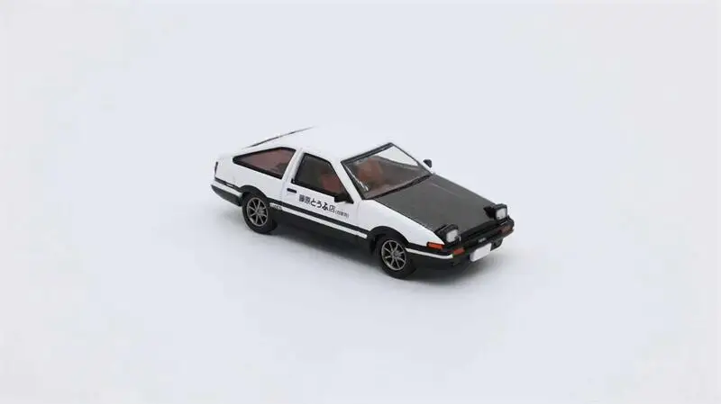 

(Предзаказ) Коллекционная модель автомобиля AE86 RX-7 в масштабе 1:64