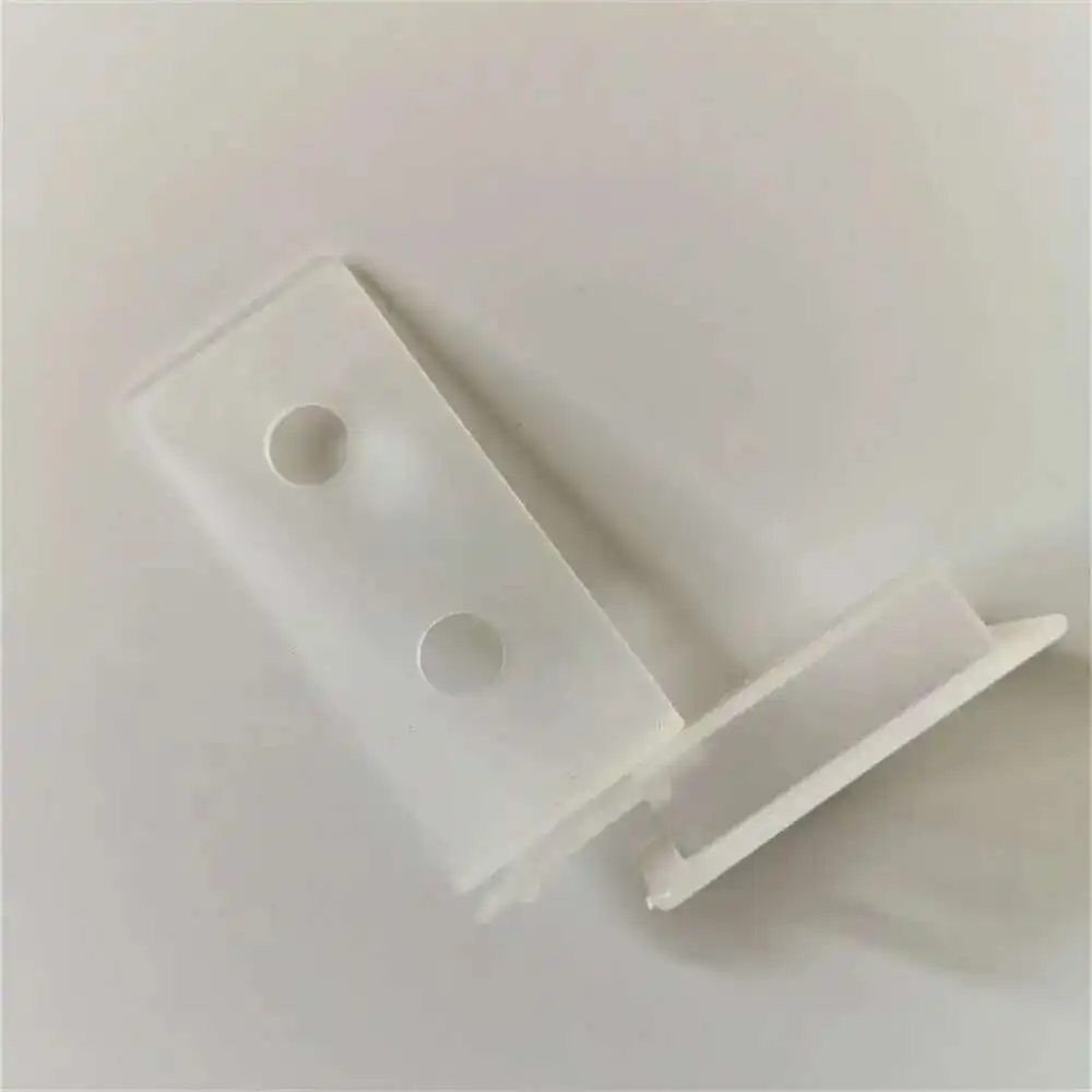 Picture 4: Plastic Two Hole Supporting Parts Carton Stacking Card Paper Shelf Connecting Fixing Protective Connector