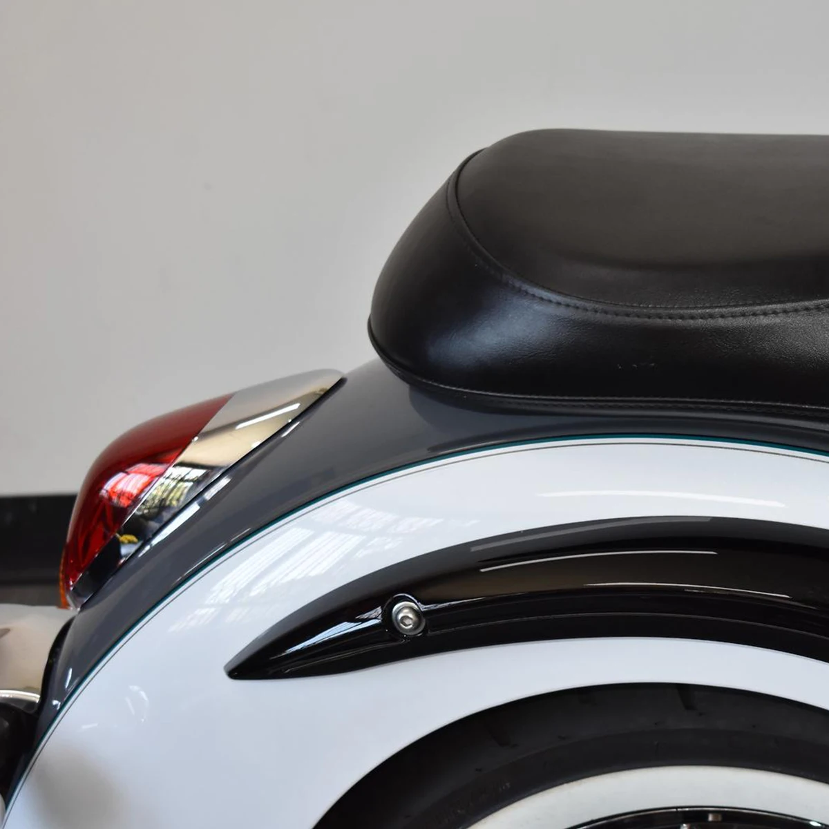 Lensa Lampu Belakang Rem Sepeda Motor untuk Kawasaki Vulcan 1600 Mean Streak 2004-2008 Vulcan 900 VN900 Klasik/LT/Kustom 2006-2023