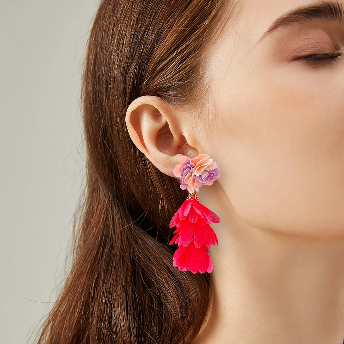 2024 Fashion Colorful Tassel Flowers Drop Earrings Boho Summer Trend Jewelry for Women Girls Beach Party Accessories